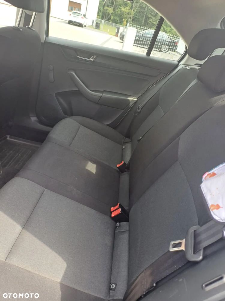 Skoda RAPID 1.4 TDI DPF Active - 6