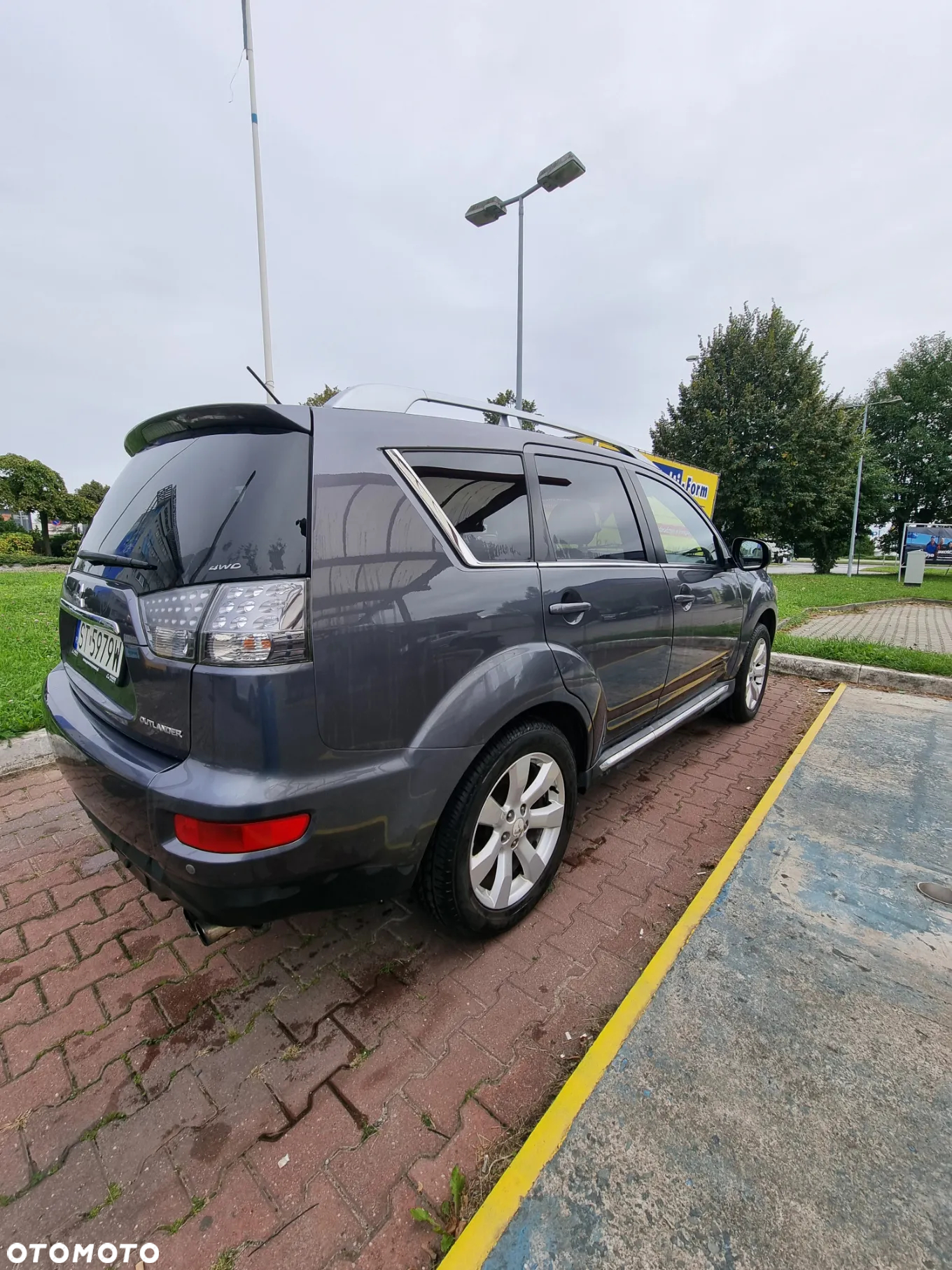Mitsubishi Outlander 2.0 DI-D 4WD Instyle - 6