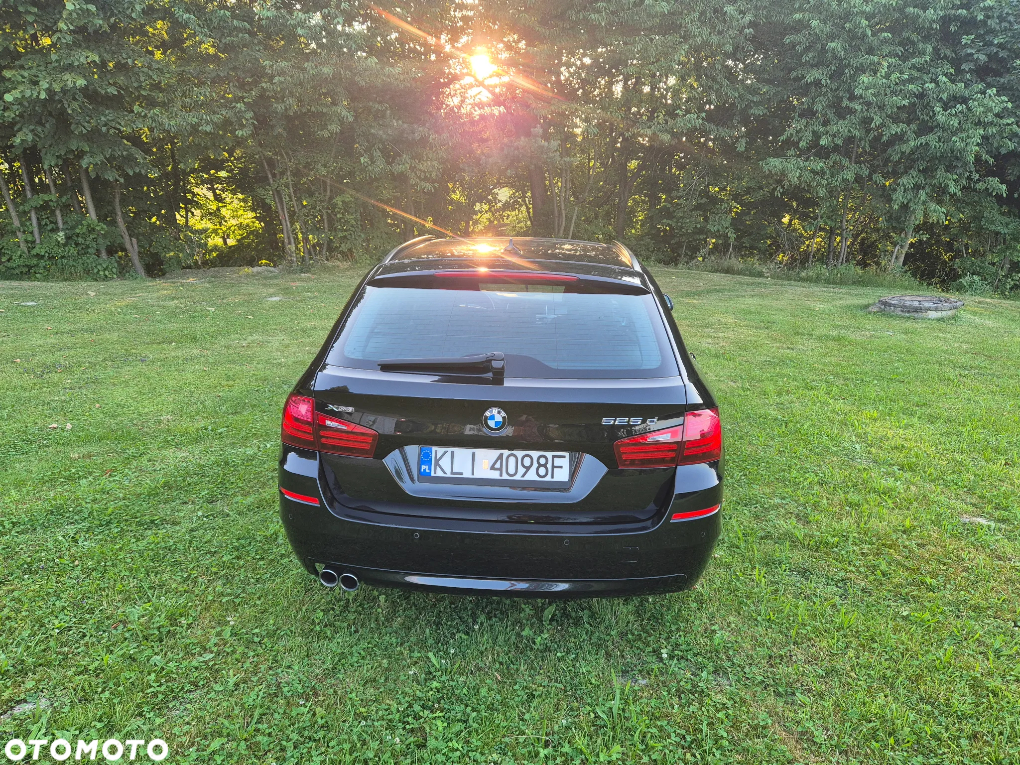 BMW Seria 5 525d xDrive Touring - 11