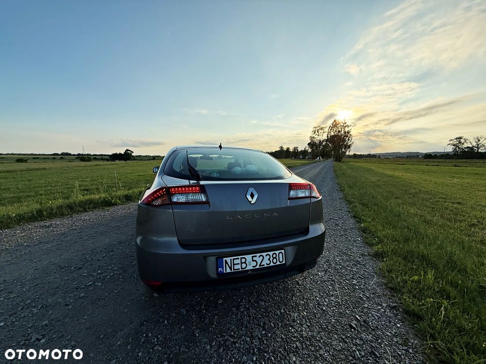 Renault Laguna 2.0 Black Edition - 4