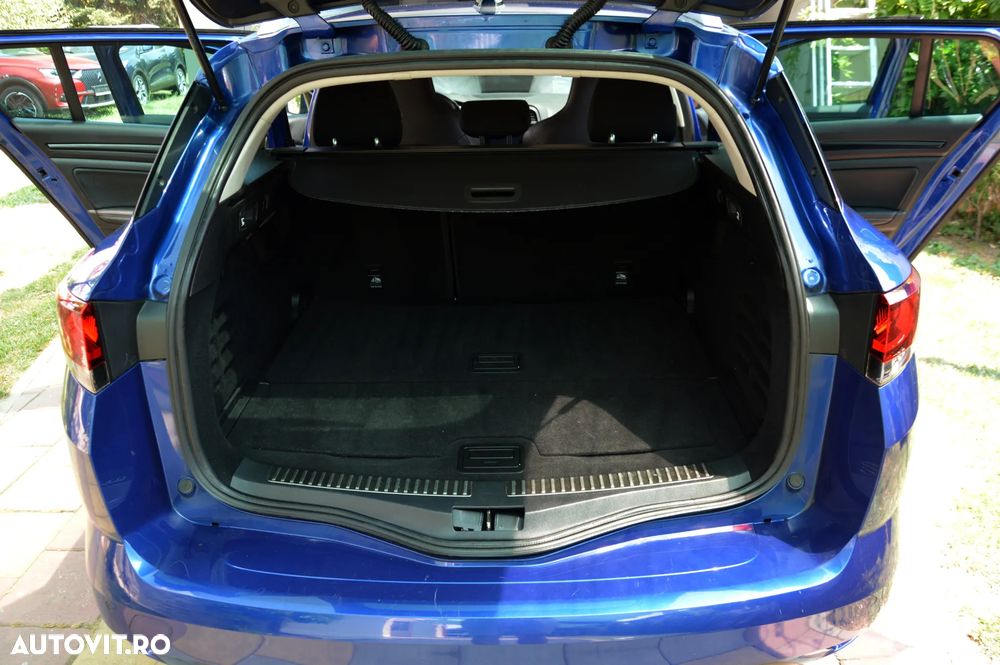 Renault Megane TCe 160 GPF EDC R.S. LINE - 40