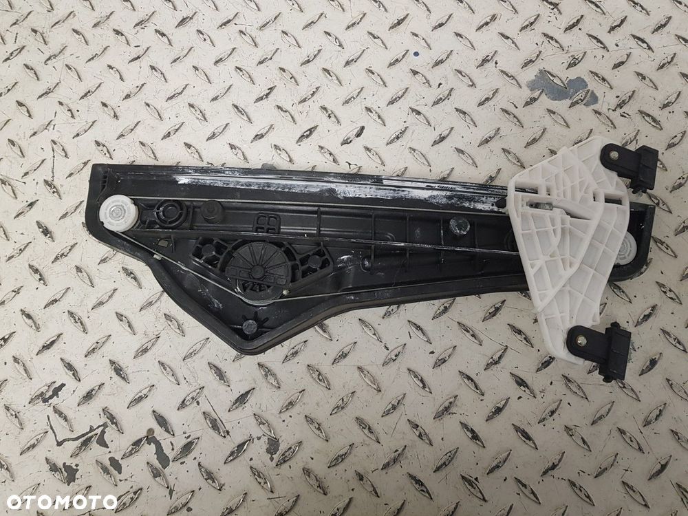 PODNOSNIK MECHANIZM SZYBY HYUNDAI VELOSTER PRAWY PRZEDNI PRAWA PRZÓD 82402-2V000 - 5