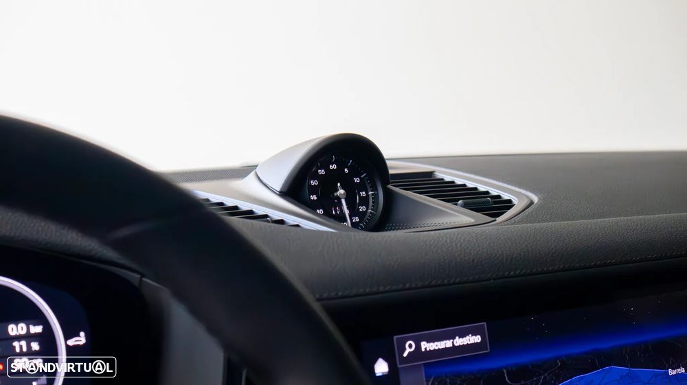 Porsche Panamera 4 E-Hybrid - 13