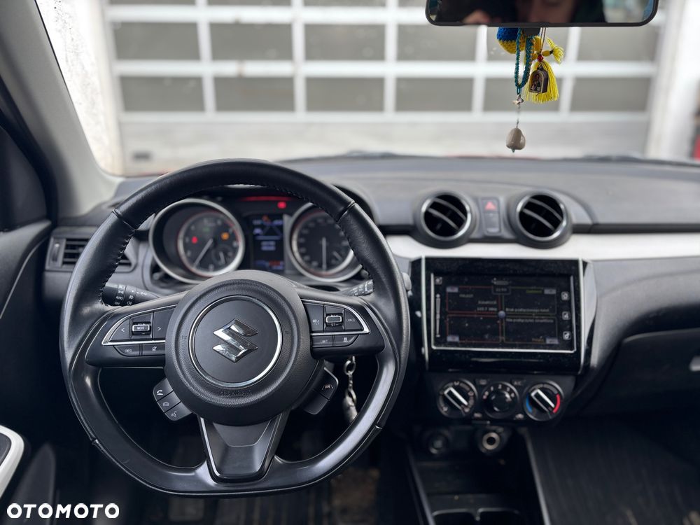 Suzuki Swift 1.2 SHVS Premium Plus - 14