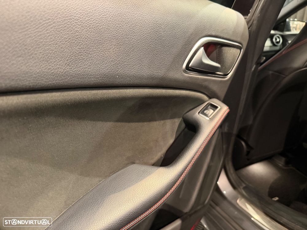 Mercedes-Benz CLA 180 d 7G-DCT AMG Line - 31