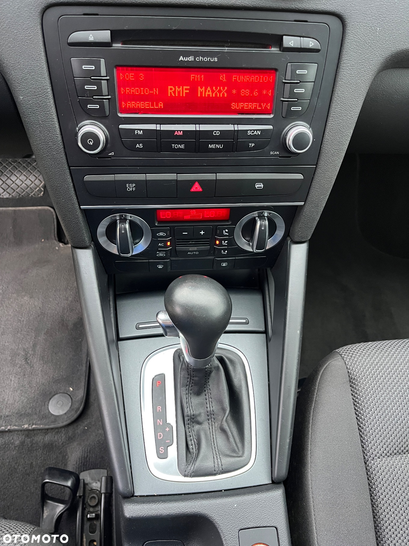 Audi A3 1.6 Sportback S tronic Attraction - 24