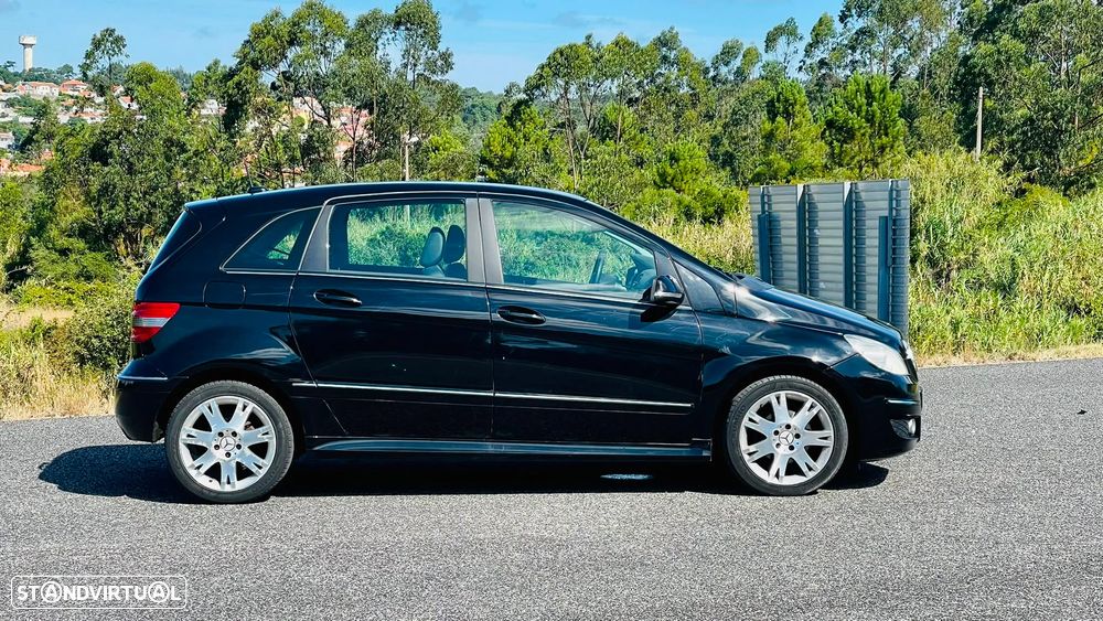 Mercedes-Benz B 150 Standard - 9