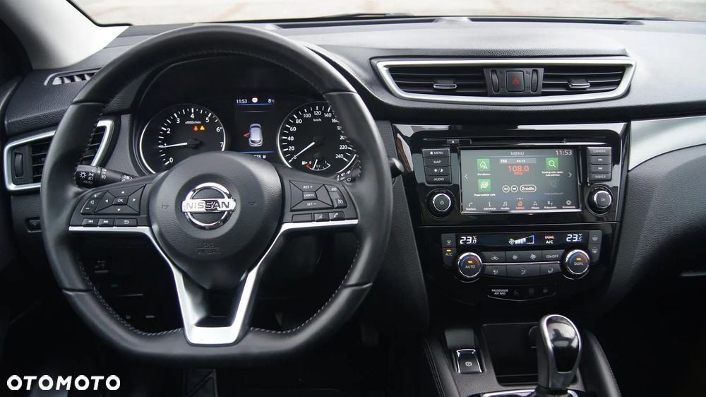 Nissan Qashqai 1.3 DIG-T Tekna DCT - 15