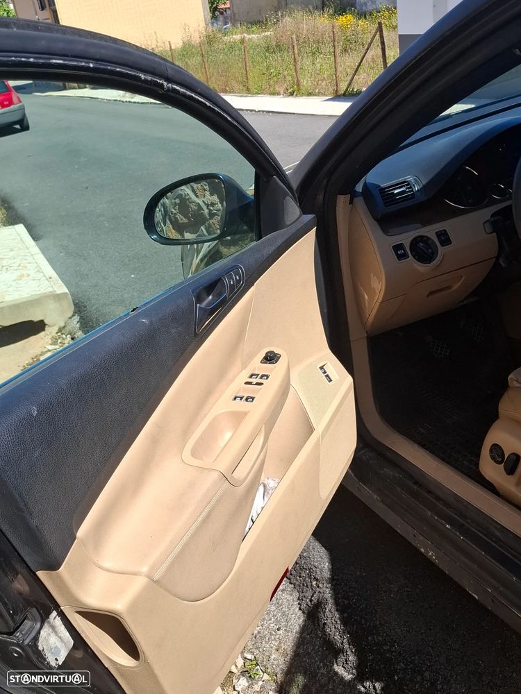 VW Passat - 7