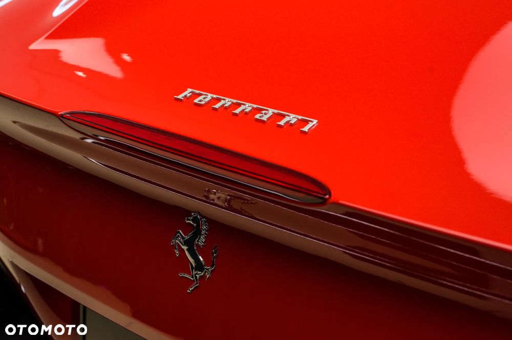 Ferrari Portofino M - 14