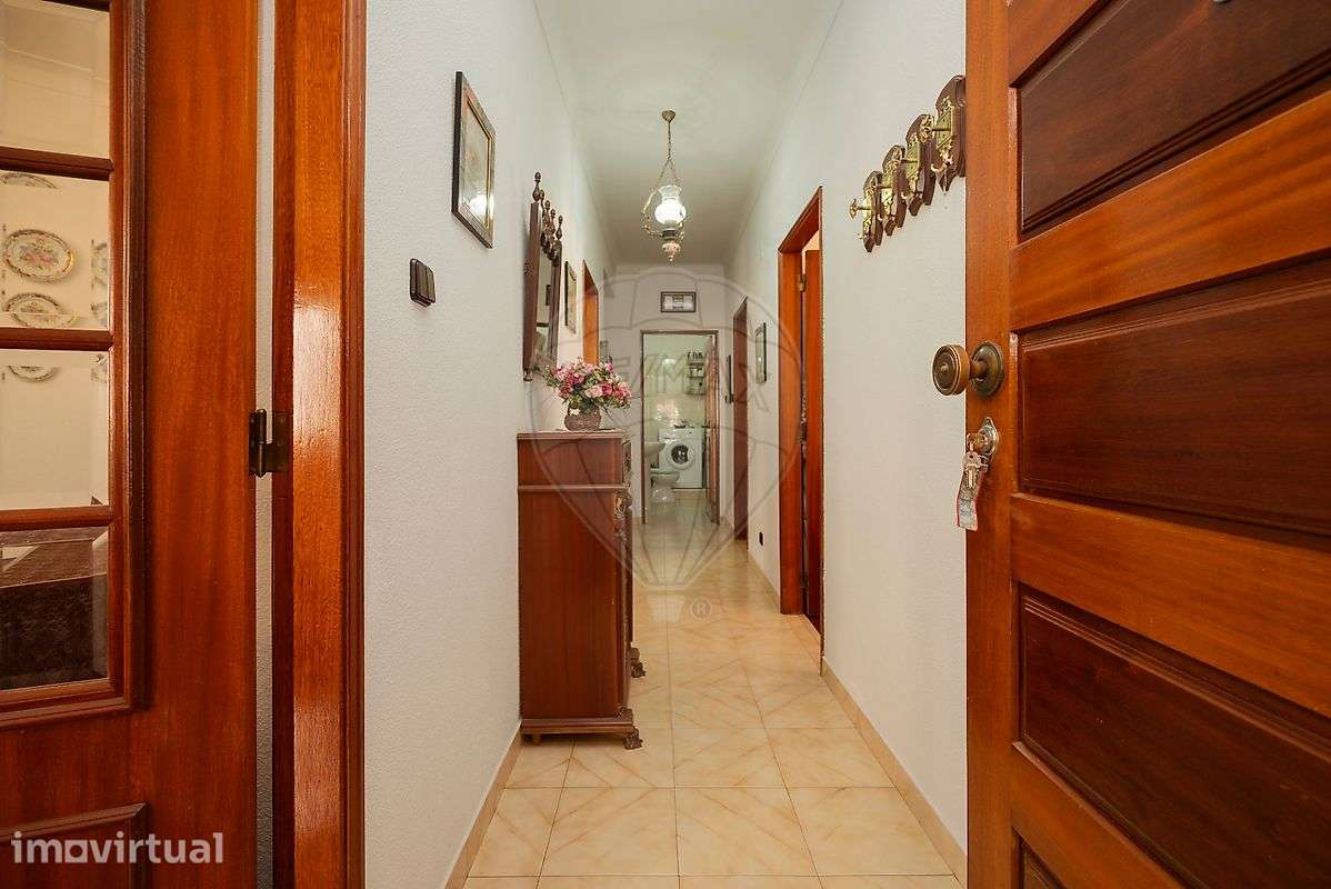 Moradia T6 para venda - Grande imagem: 4/50