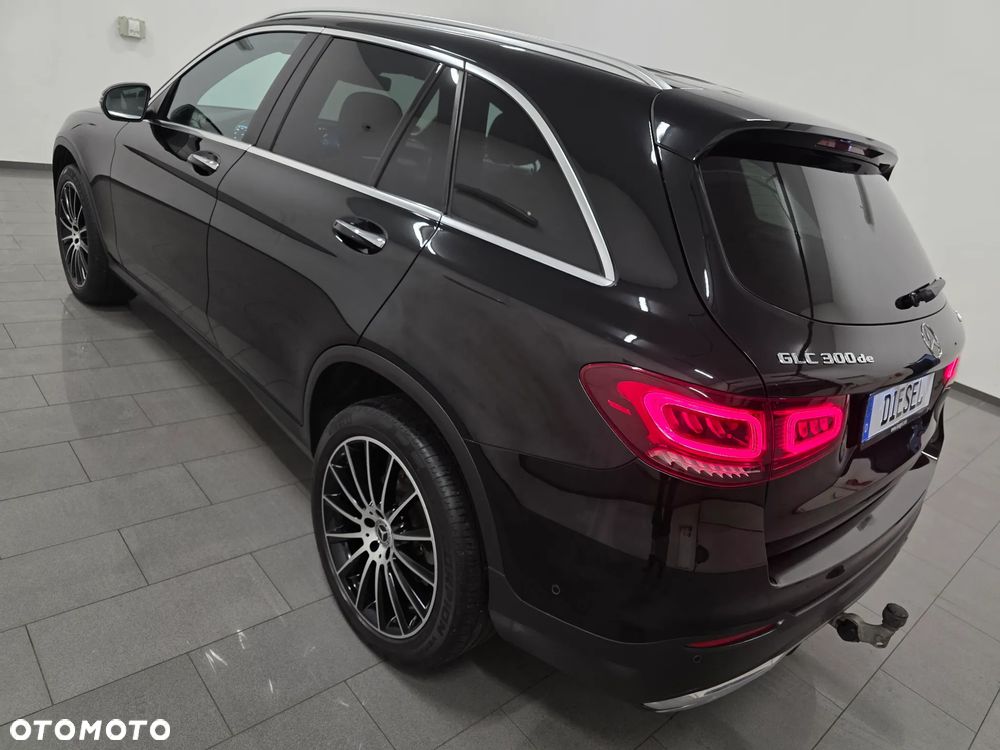 Mercedes-Benz GLC 300 de 4Matic 9G-TRONIC AMG Line Plus - 5