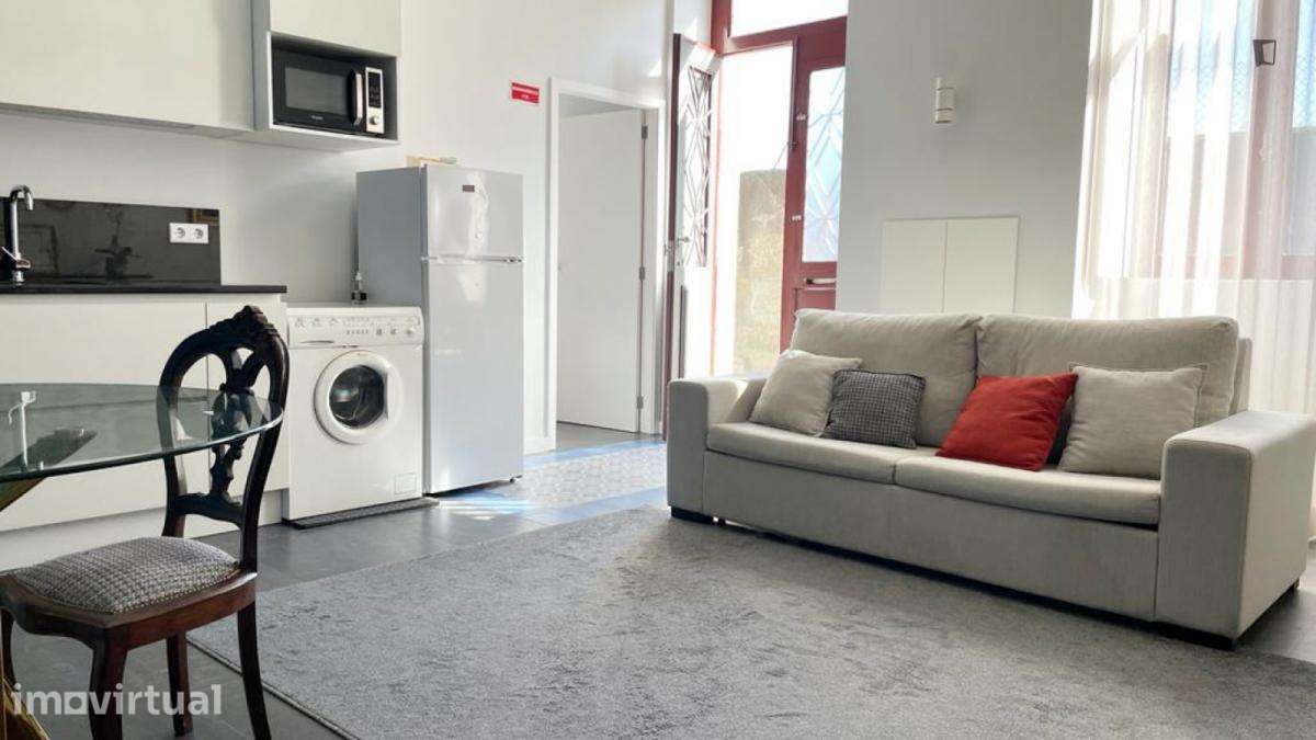 Apartamento com 1 quartos - localizado em Cedofeita Porto - Grande imagem: 5/6