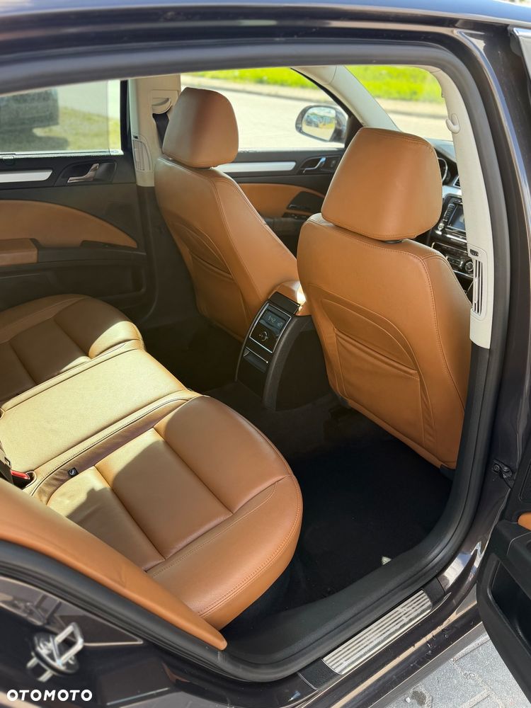 Skoda Superb 1.8 TSI DSG Exclusive - 8