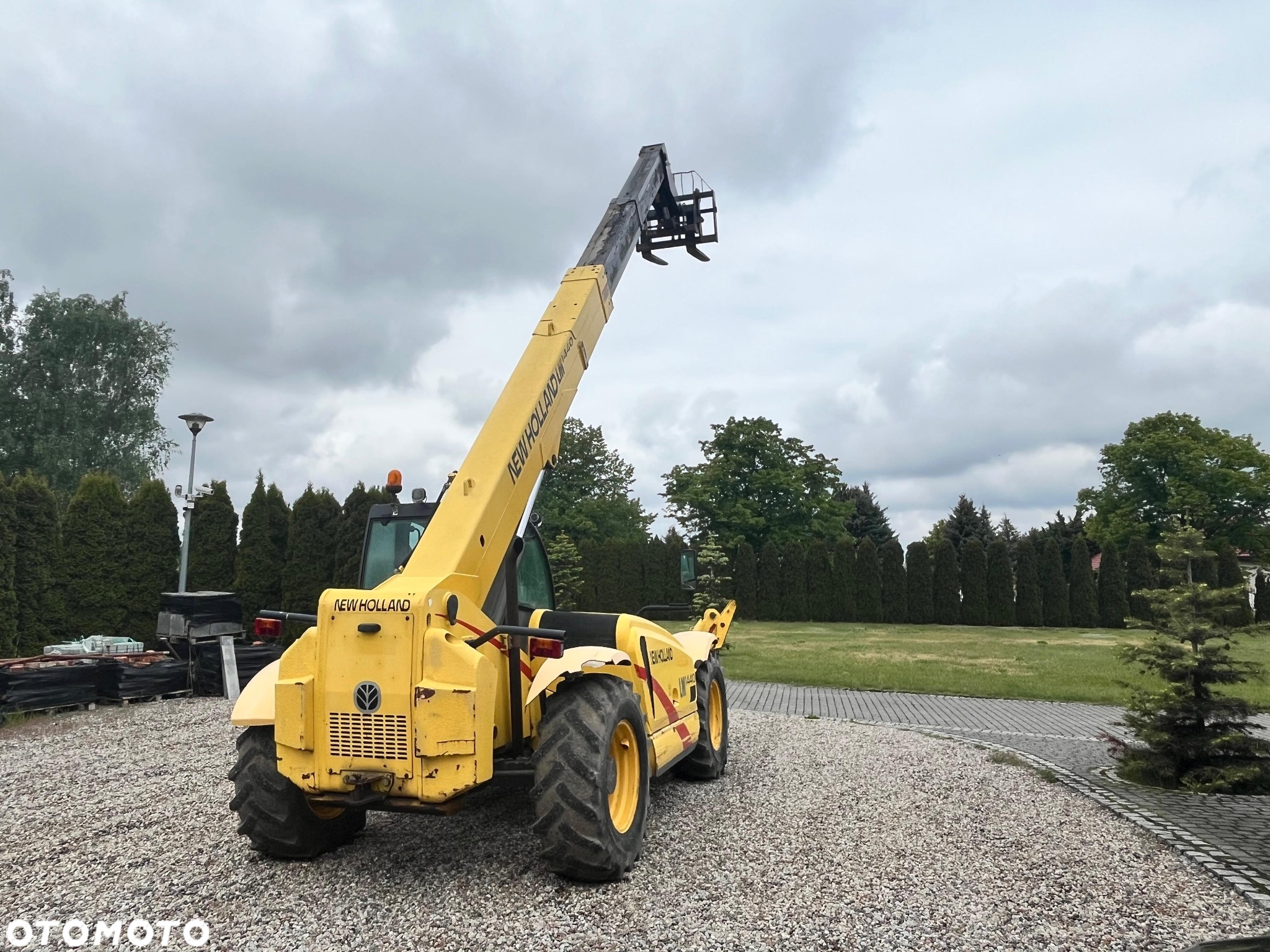 New Holland LM 1440 - 3