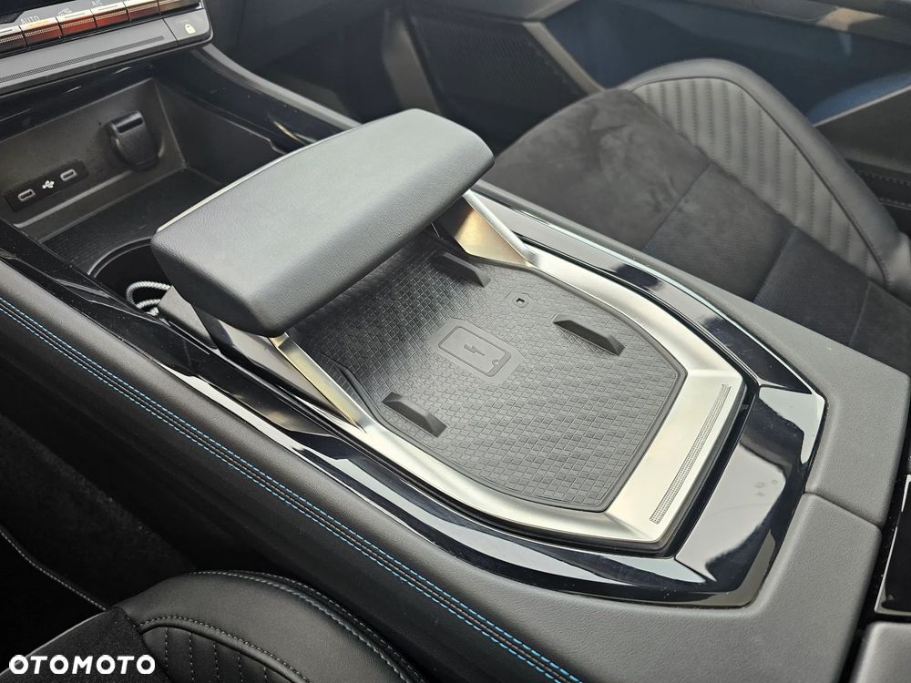 Renault Rafale 1.2 E-Tech Full Hybrid 200 esprit Alpine MMT - 23