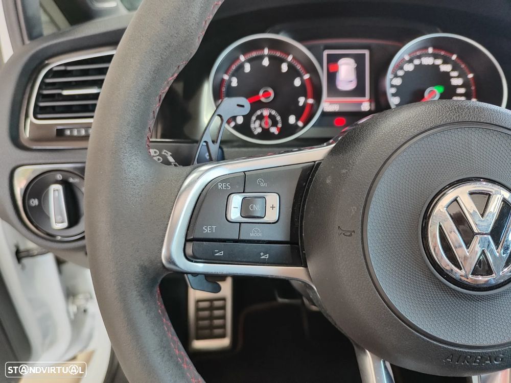 VW Golf GTI Clubsport DSG - 26