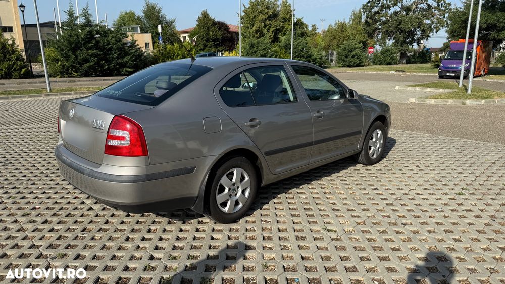 Skoda Octavia 1.6 Elegance - 5