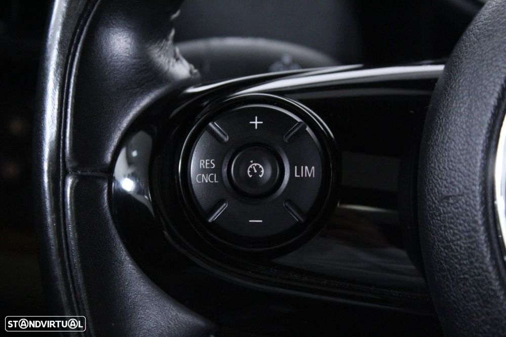 MINI Countryman Cooper SE ALL4 Auto - 23