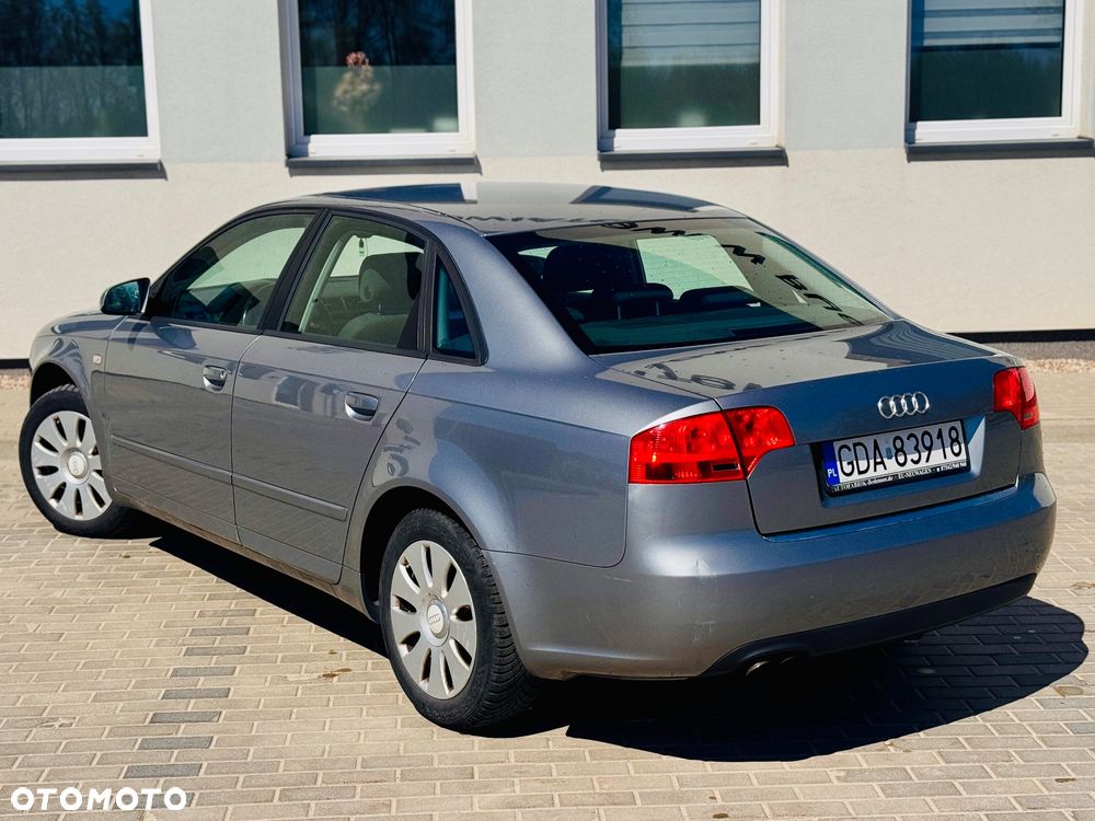 Audi A4 Limousine 2.0 TDI DPF - 12