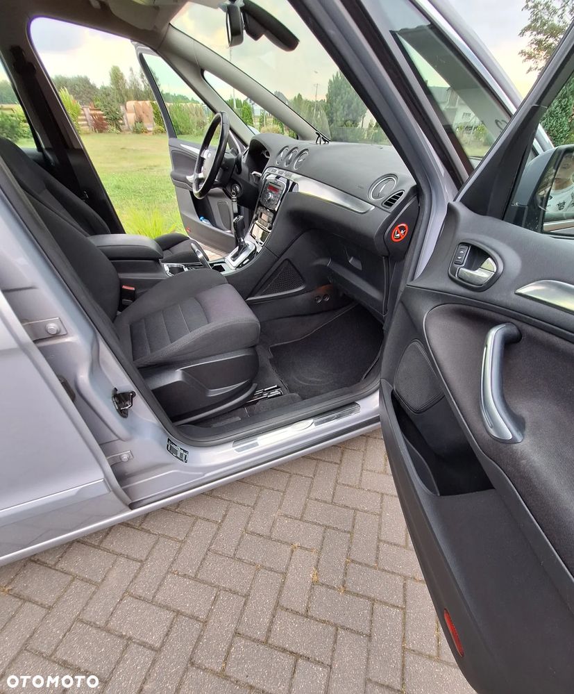 Ford S-Max 2.0 TDCi DPF Titanium - 12
