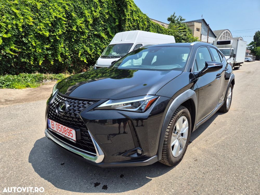 Lexus UX ver-250h-2-0l-hev-20h---178-hp-4x2-cvt-business - 26