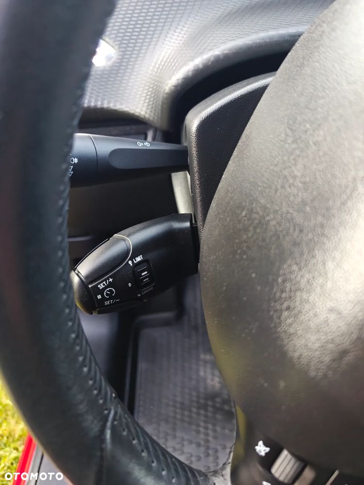 Peugeot 208 1.6 BlueHDi Active - 13