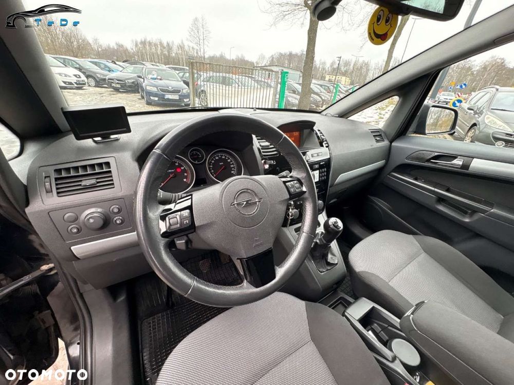 Opel Zafira 1.8 Cosmo - 5