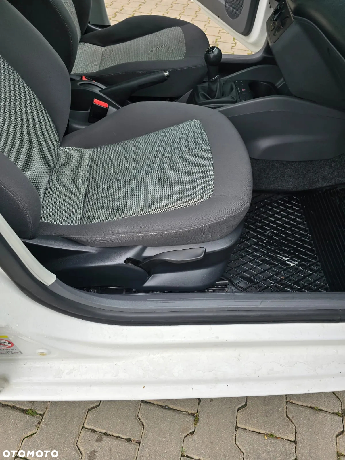 Seat Ibiza 1.6 TDI Style - 16