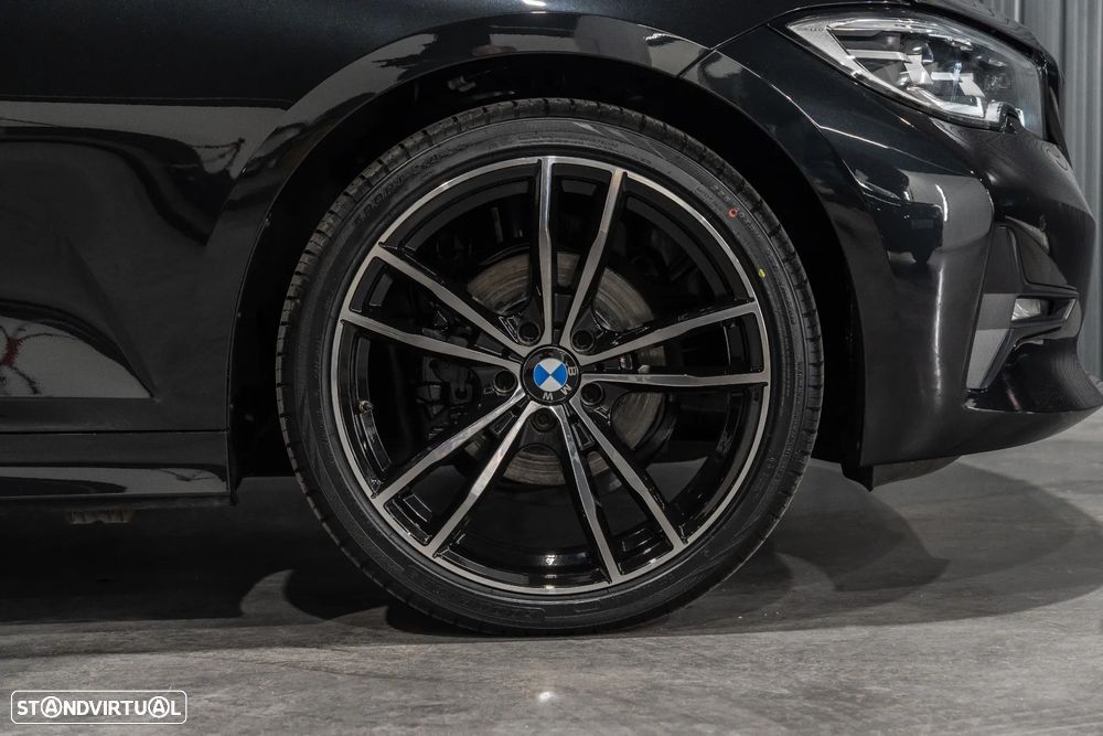 BMW 318 d Aut. Sport Line - 45