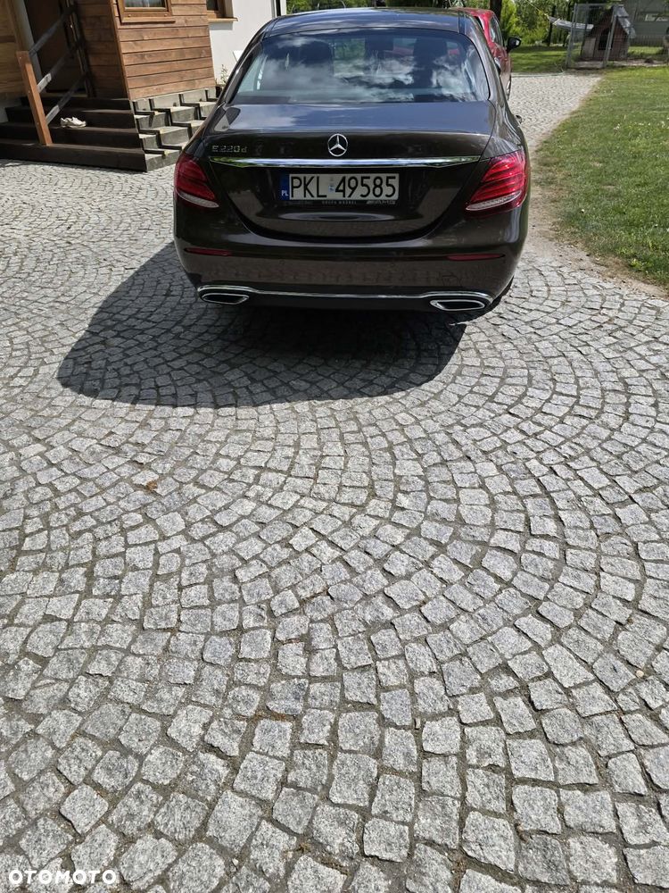 Mercedes-Benz Klasa E 220 d 9G-TRONIC - 6