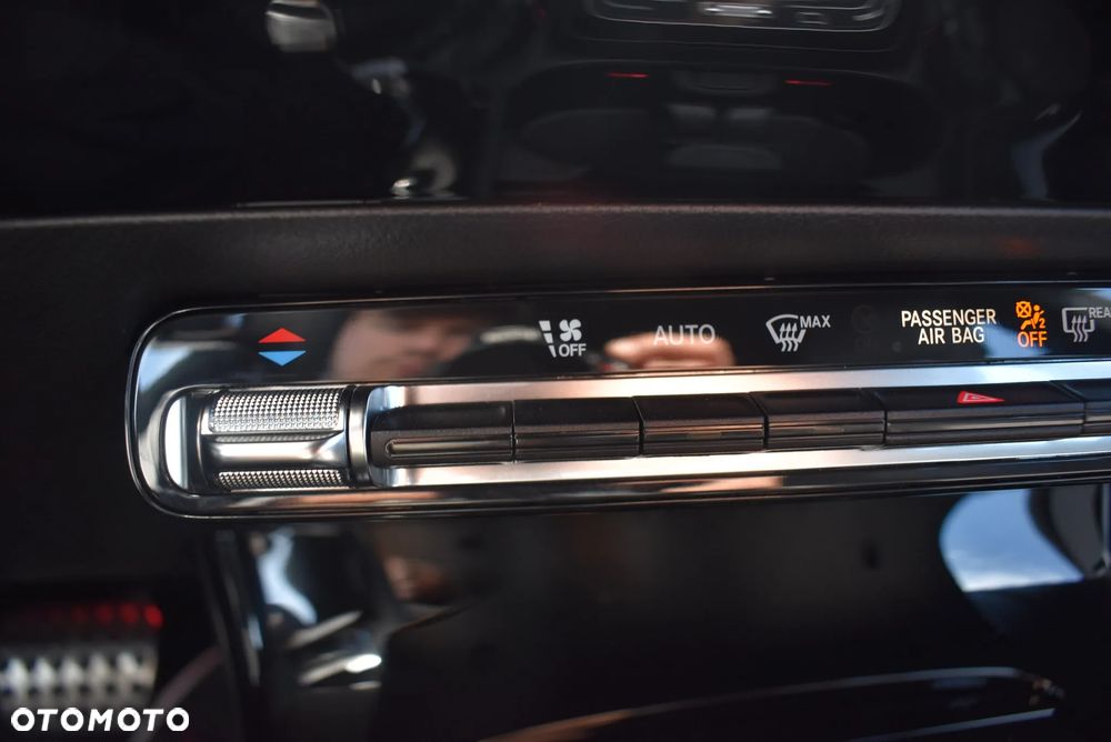 Mercedes-Benz CLA 200 mHEV 7G-DCT - 34