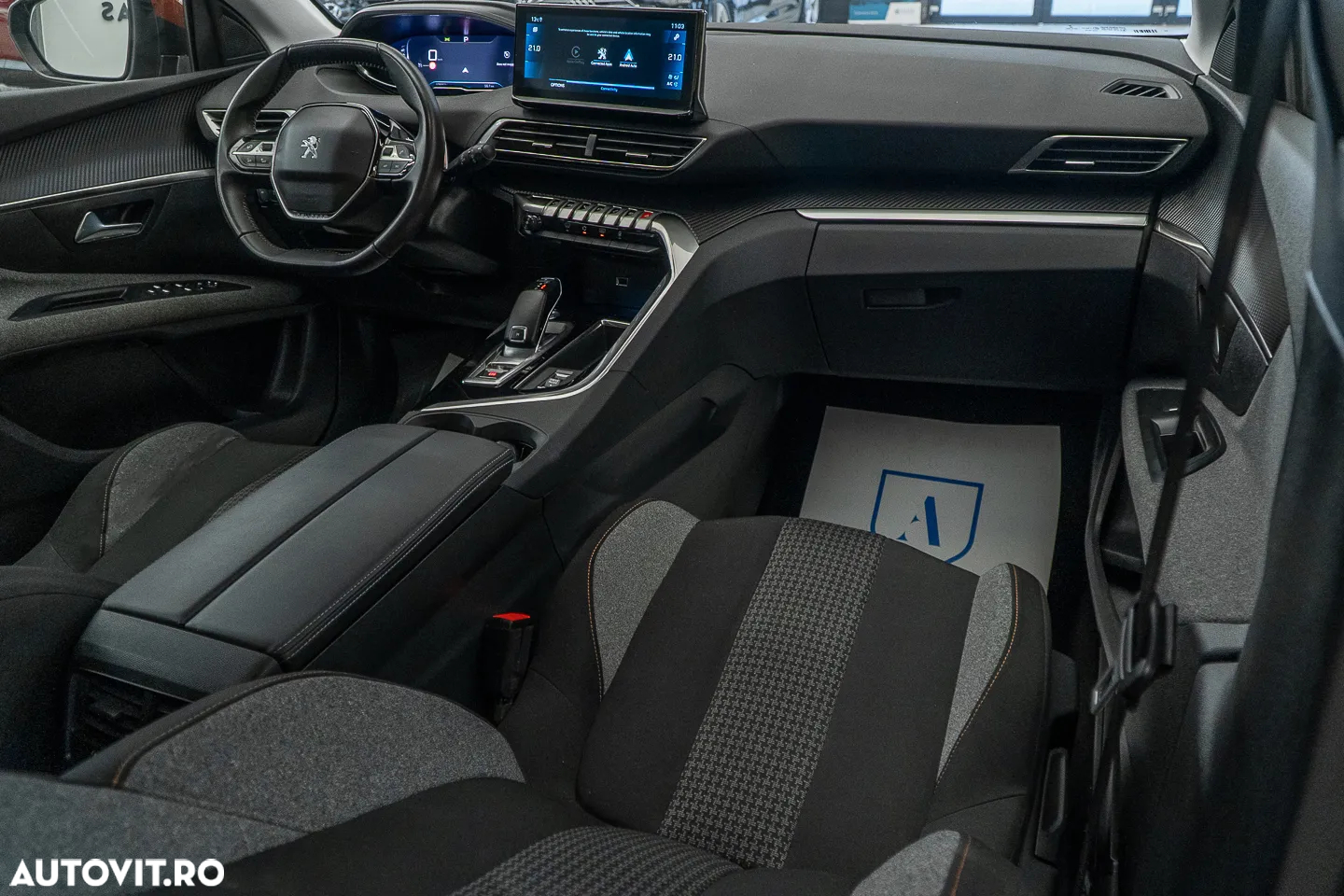 Peugeot 5008 1.2 Puretech Turbo s&s EAT8 Allure - 3