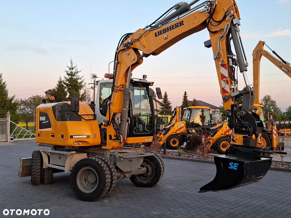 Liebherr A912 ROTOTILT ze szczypcami Super Stan - 3