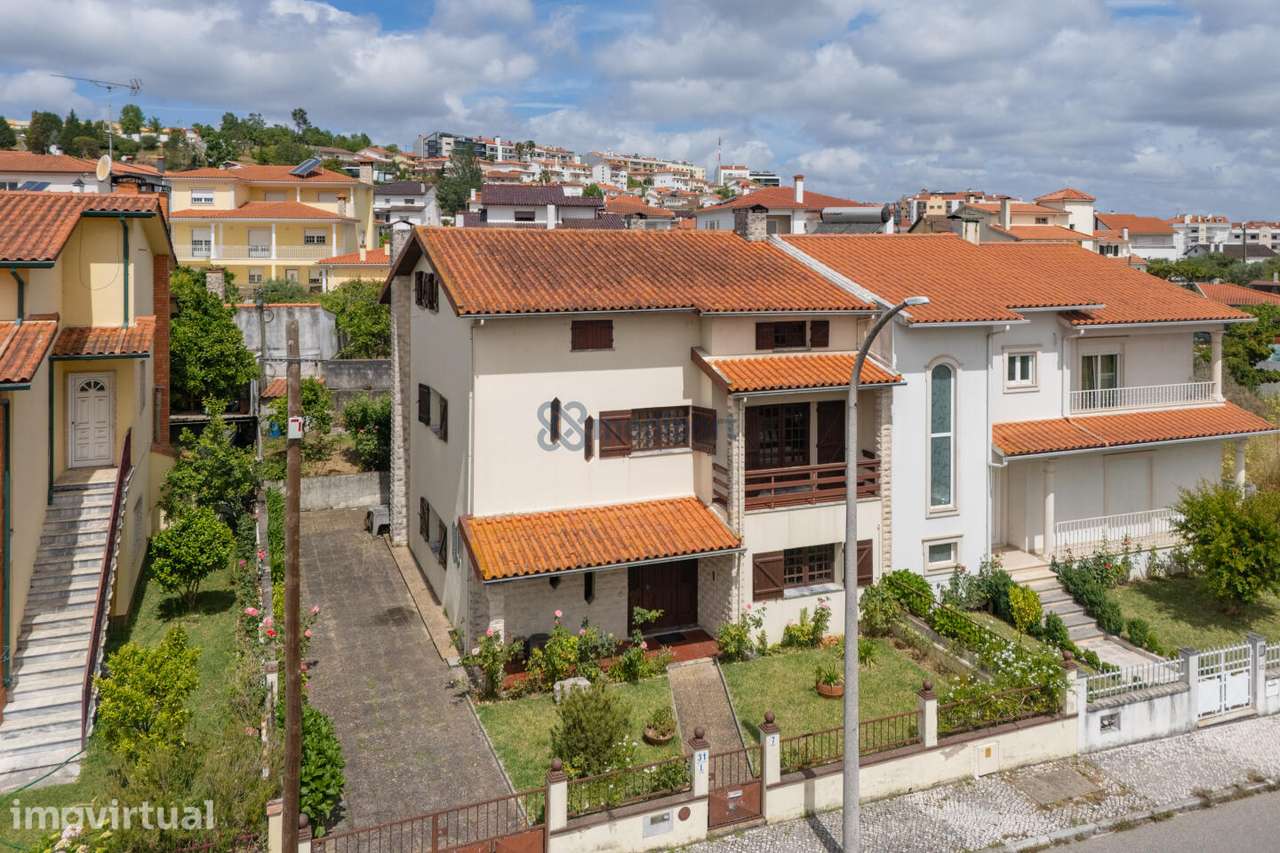 Moradia T4+1 em Pombal - Grande imagem: 2/46