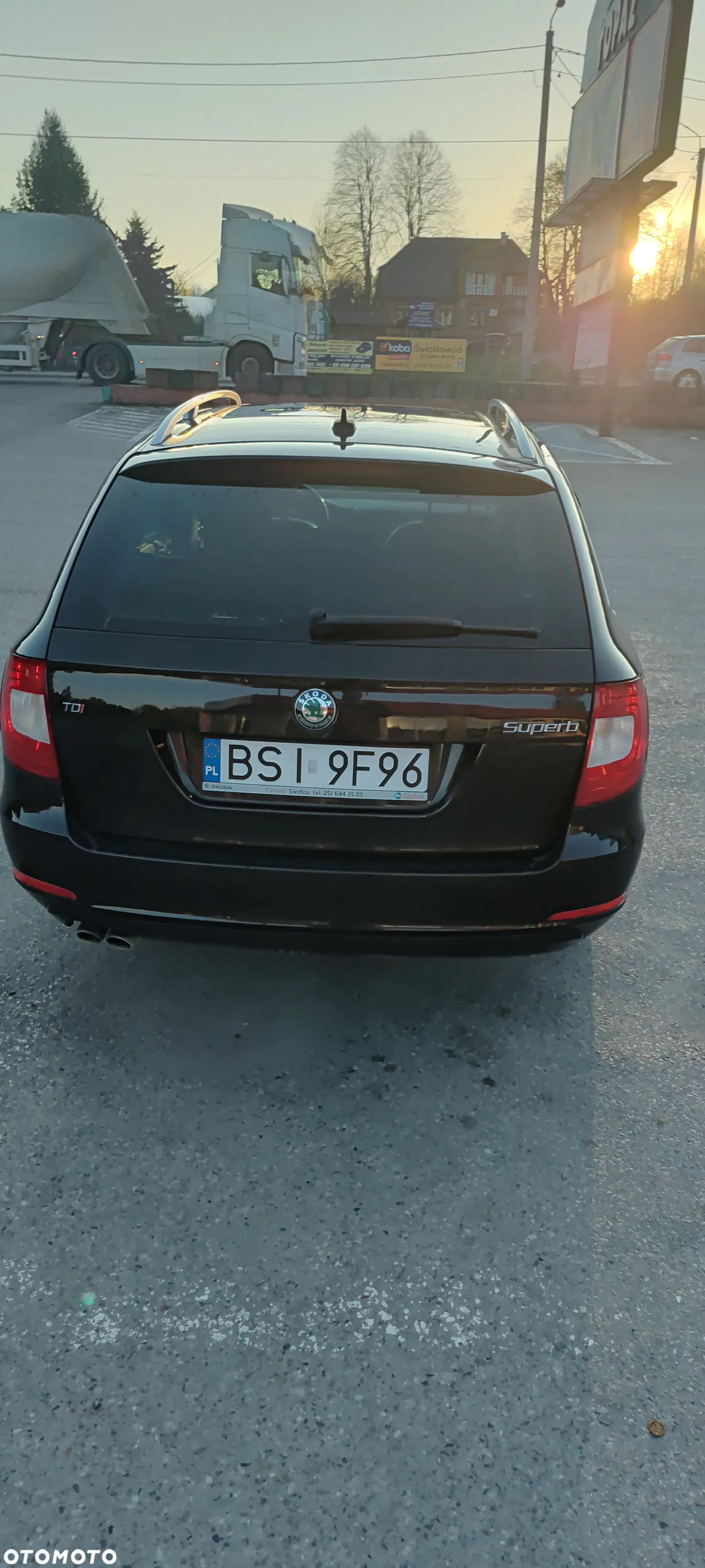 Skoda Superb 2.0 TDI Elegance - 4