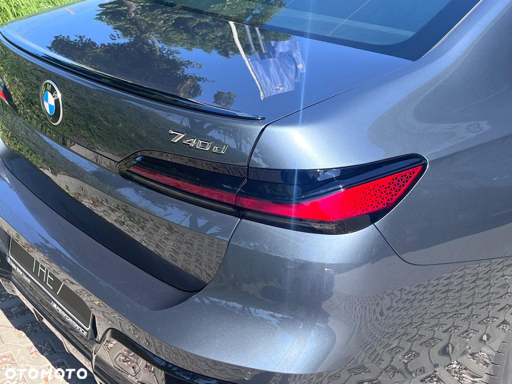 BMW Seria 7 740d xDrive mHEV sport - 36