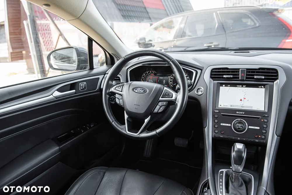 Ford Mondeo 2.0 TDCi Titanium PowerShift - 28