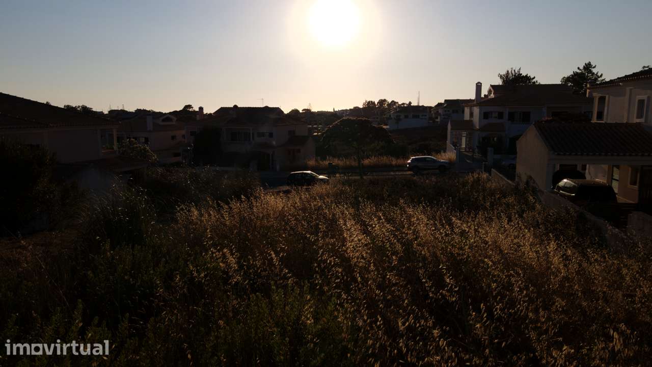 Lote de terreno para moradia geminada junto à Ericeira - Grande imagem: 4/10