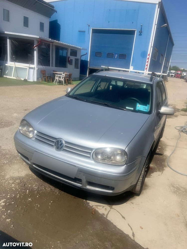 Volkswagen Golf 2003 photo 2