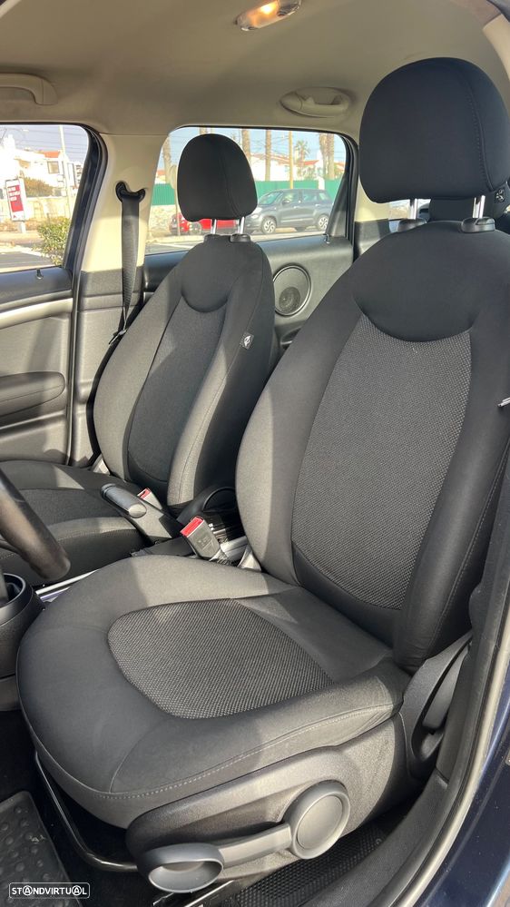 MINI Countryman One D - 8