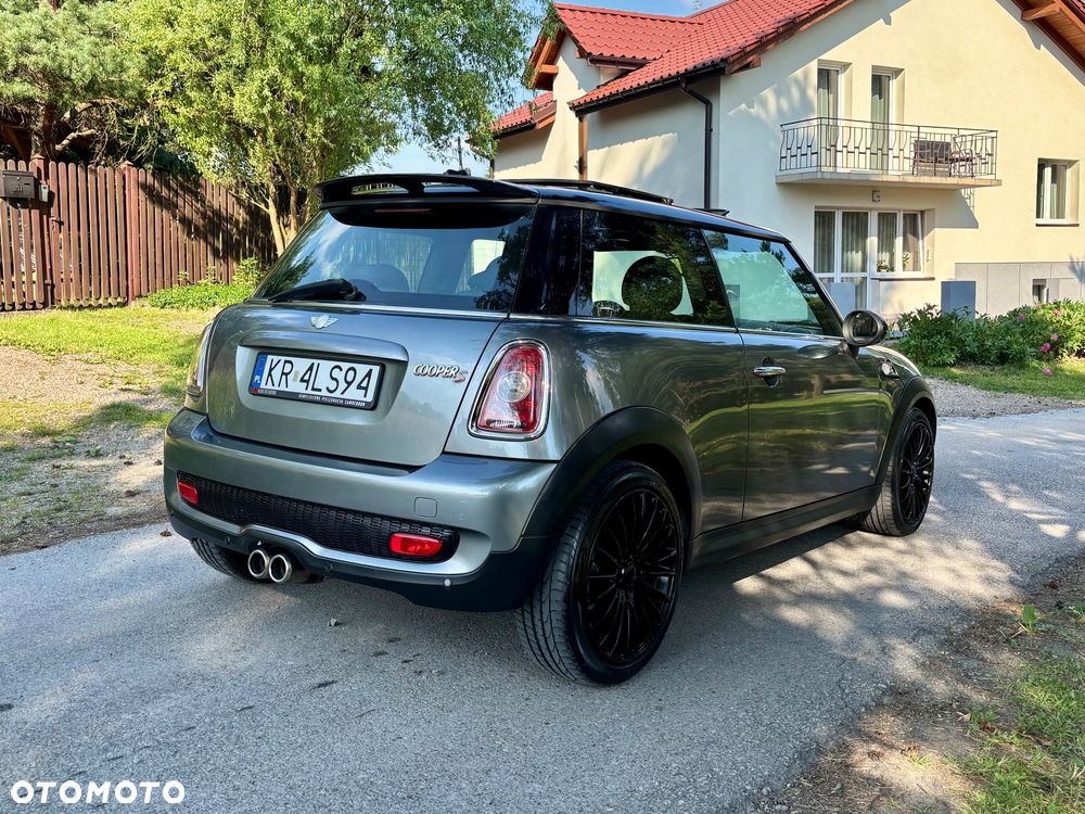 MINI Cooper S Standard - 8