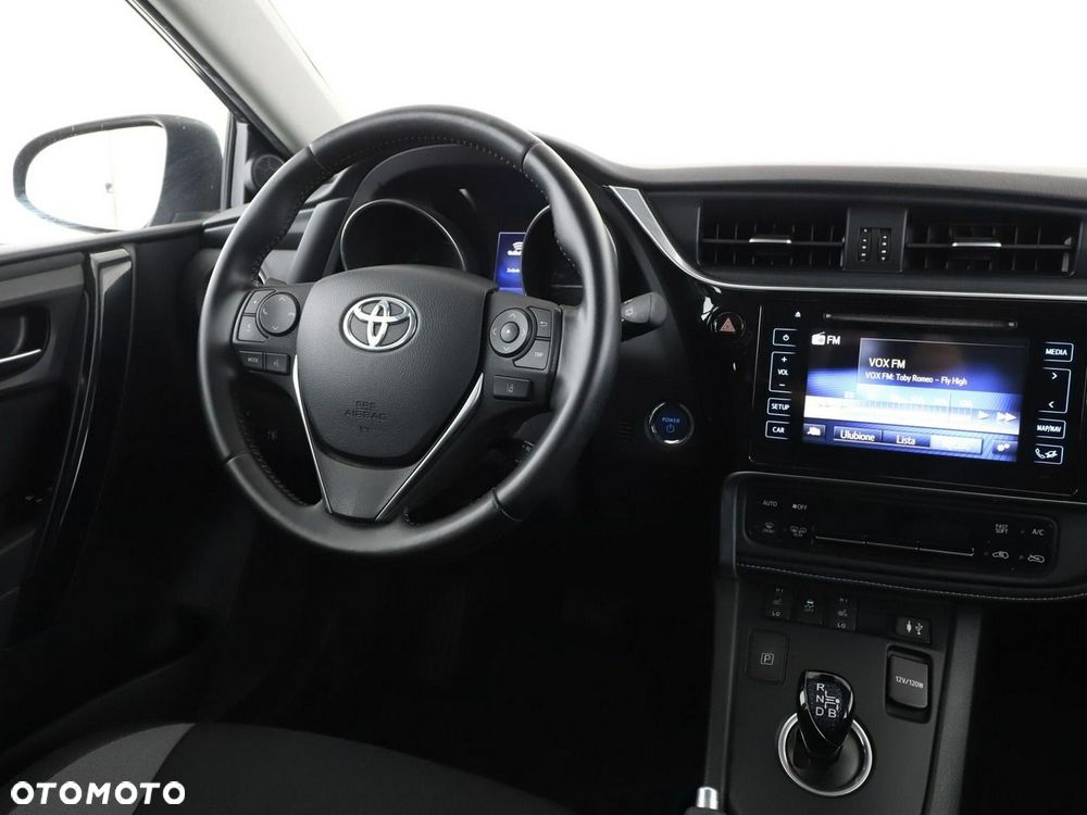 Toyota Auris Hybrid 135 Active - 17