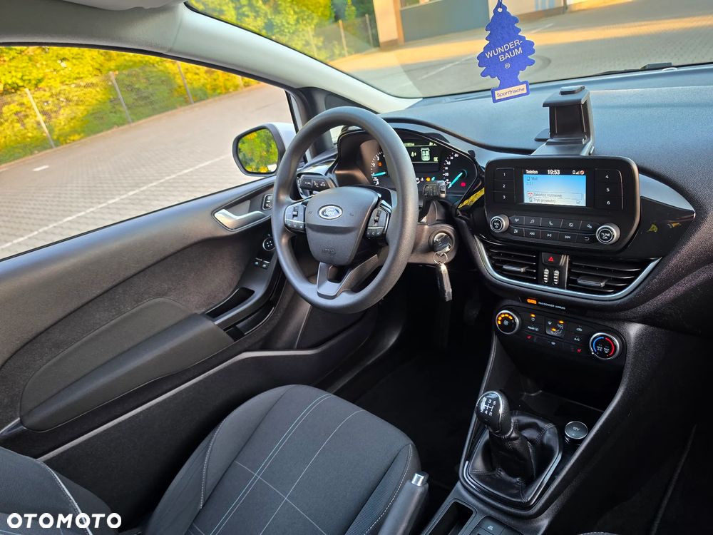 Ford Fiesta 1.1 COOL&CONNECT - 11