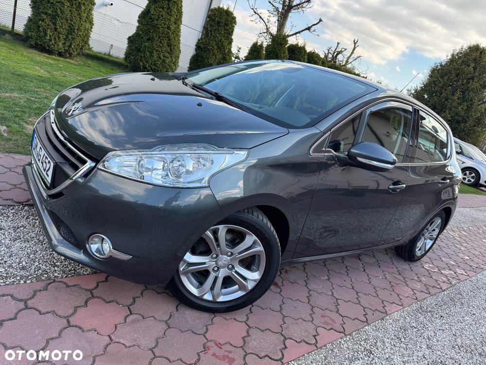 Peugeot 208 1.2 PureTech Allure - 1