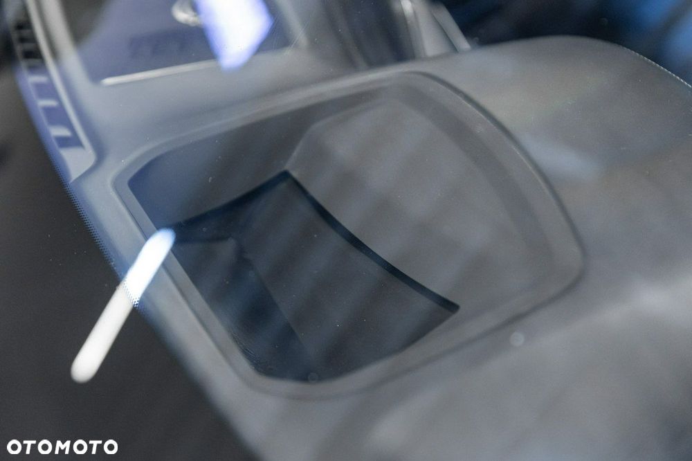 BMW Seria 7 M760Li xDrive - 15