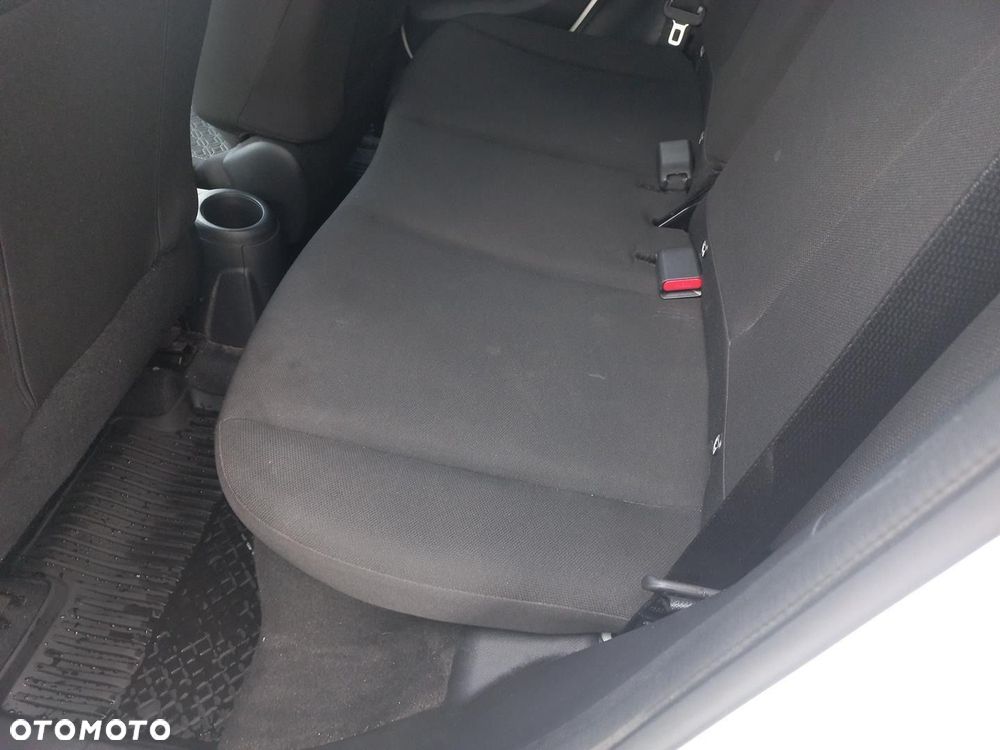 Toyota Aygo X - 10