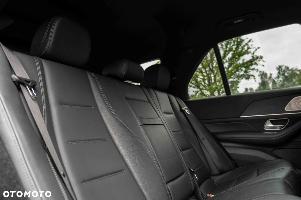 Mercedes-Benz GLE 300 d 4Matic 9G-TRONIC AMG Line - 19