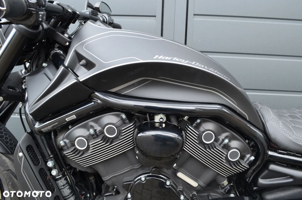 Harley-Davidson V-Rod Night Rod - 27
