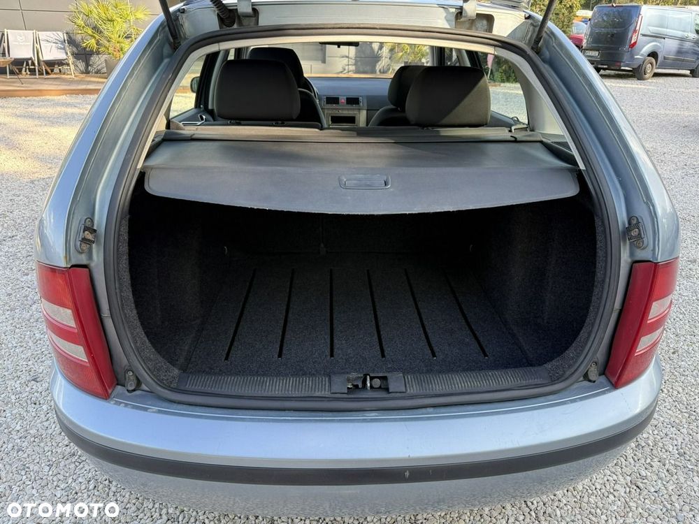 Skoda Fabia 1.4 16V Flash - 17